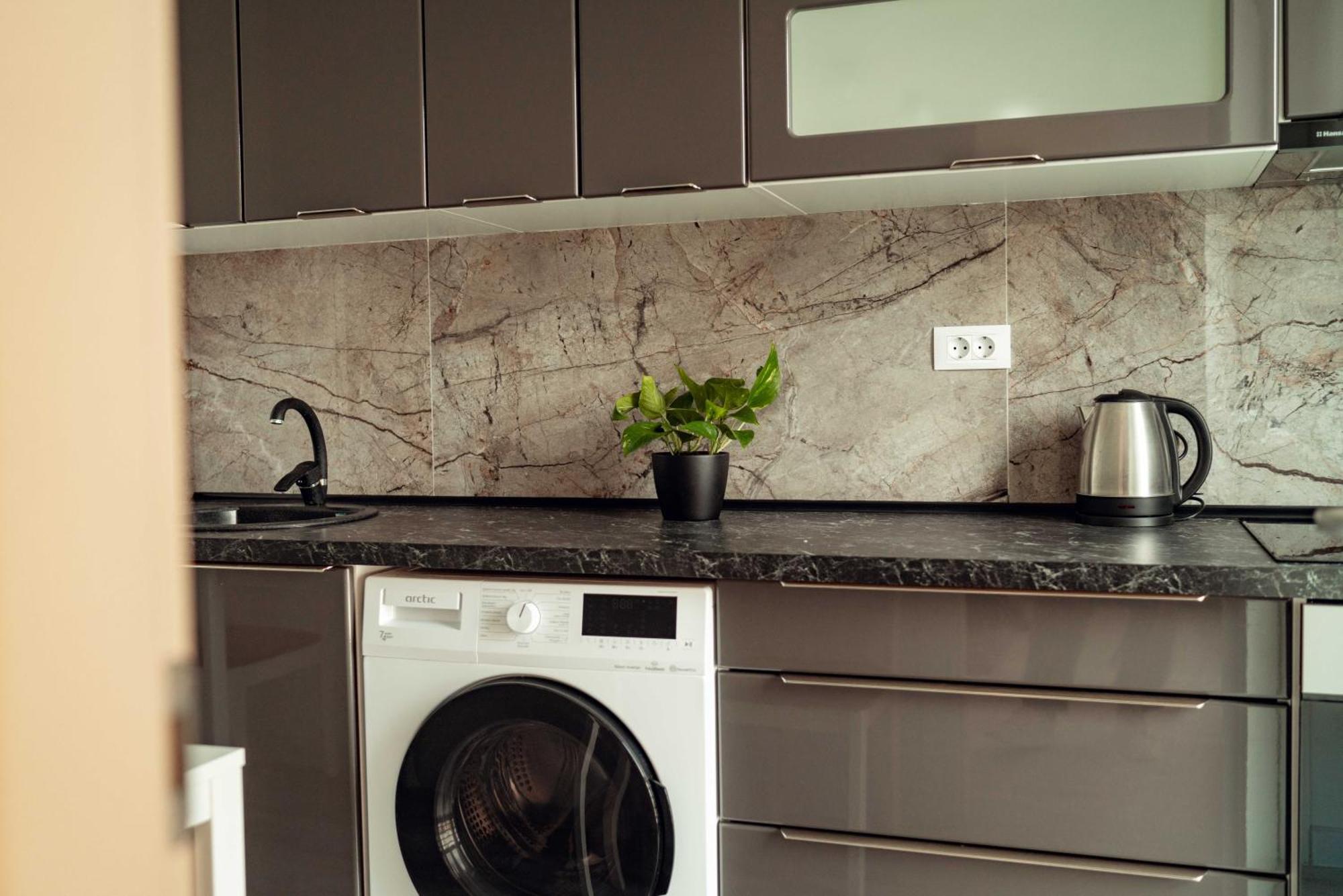 Cozy Aparthotel - Ultracentral Luxury Apartments יאשי מראה חיצוני תמונה