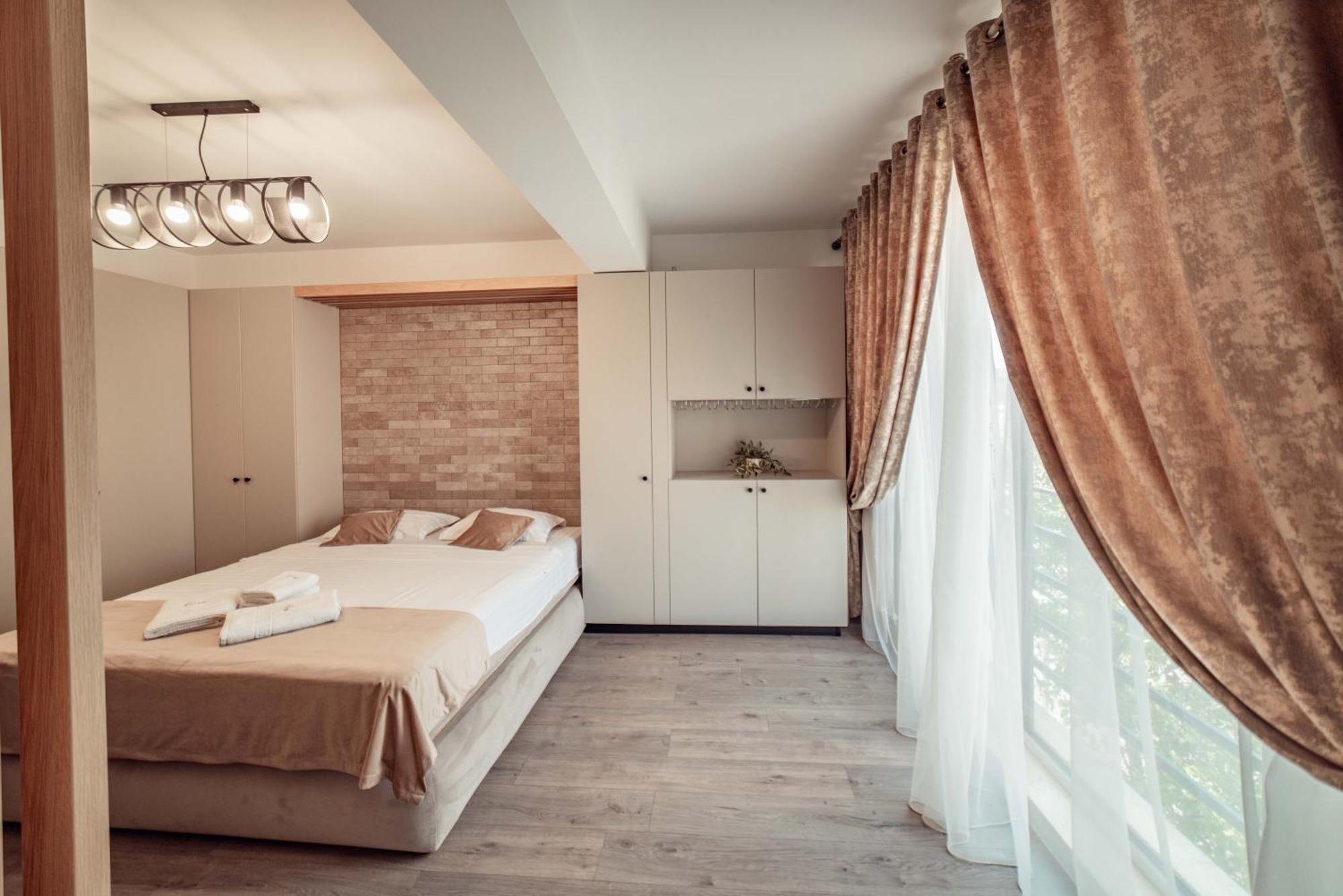 Cozy Aparthotel - Ultracentral Luxury Apartments יאשי מראה חיצוני תמונה
