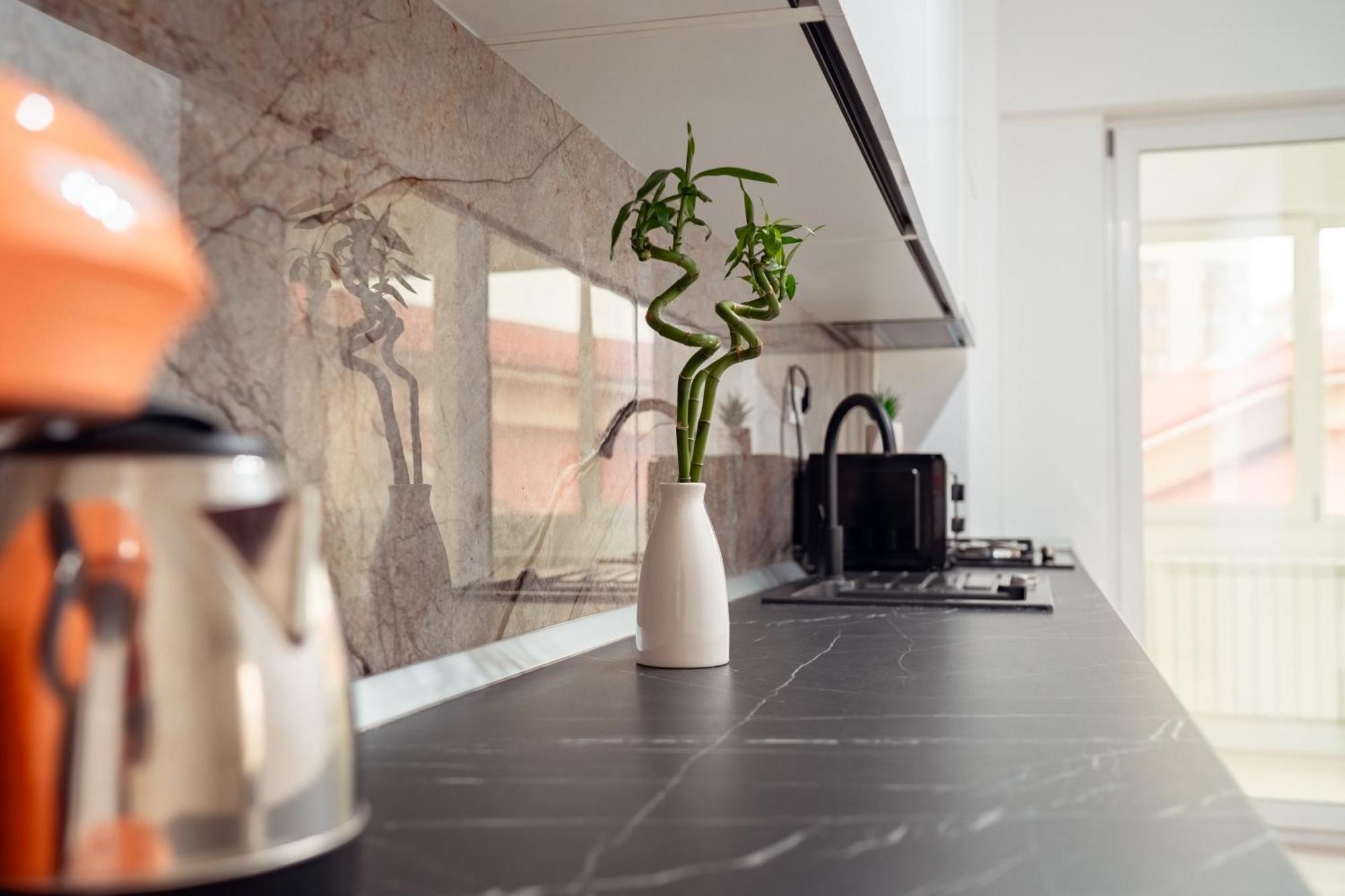 Cozy Aparthotel - Ultracentral Luxury Apartments יאשי מראה חיצוני תמונה