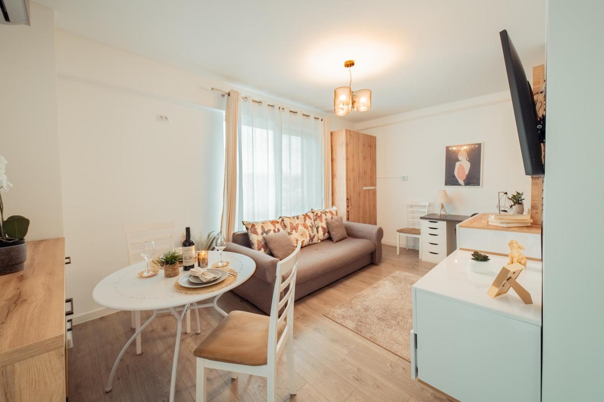 Cozy Aparthotel - Ultracentral Luxury Apartments יאשי מראה חיצוני תמונה